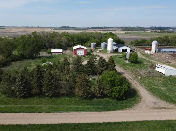 444 Avenue, Waubay, SD 57273