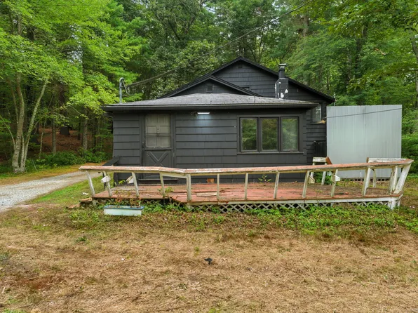 148 North Shore Road, Voluntown, CT 06384