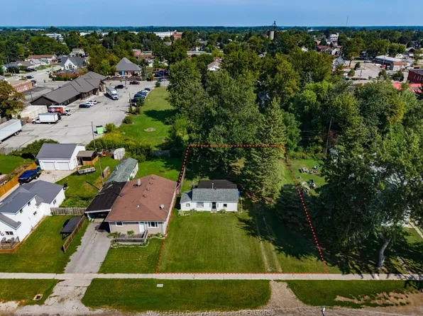 146 Maple Ave, Essex, ON N0R 1G0