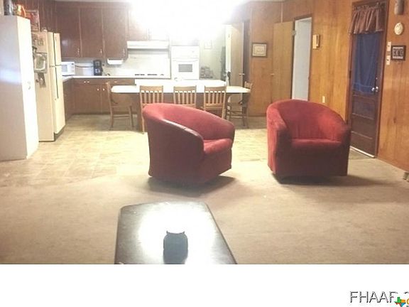 4th image of 212 Barton Ln