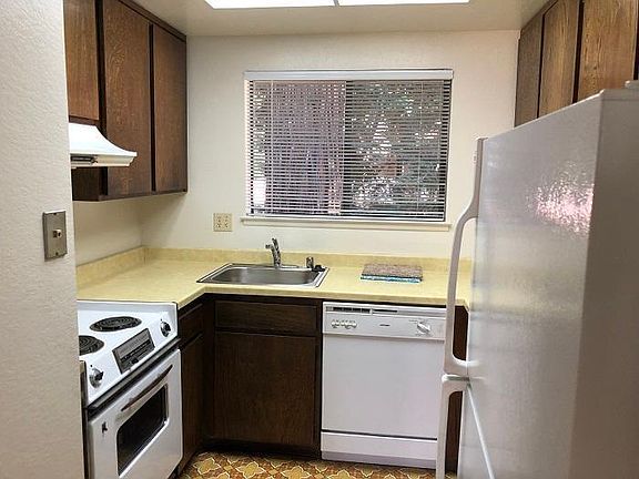 4th image of 3338 Kimber Ct APT 10