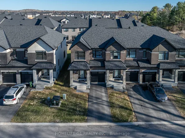 45 Moosonee Cres, Ottawa, ON K4M 0M1