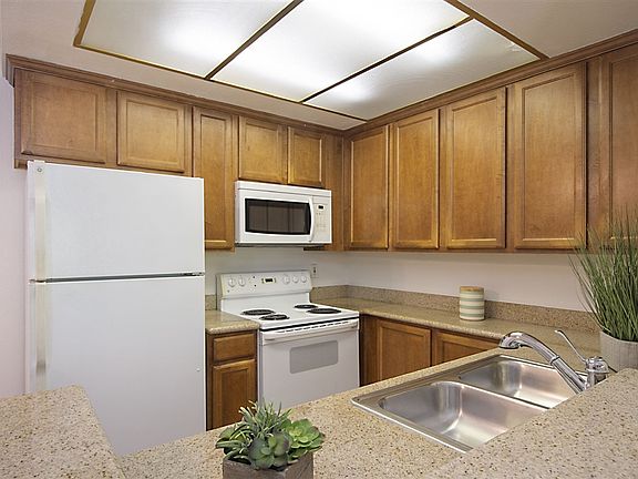4th image of 432 Edgehill Ln Unit 148
