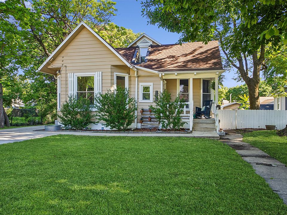 1st image of 1903 Mondamin Ave