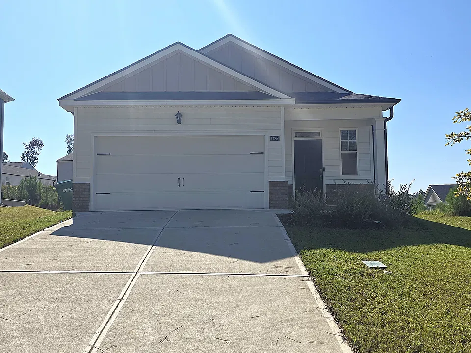 1435 Deer Hollow Run