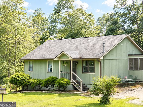3rd image of 424 Smith Chapel Rd
