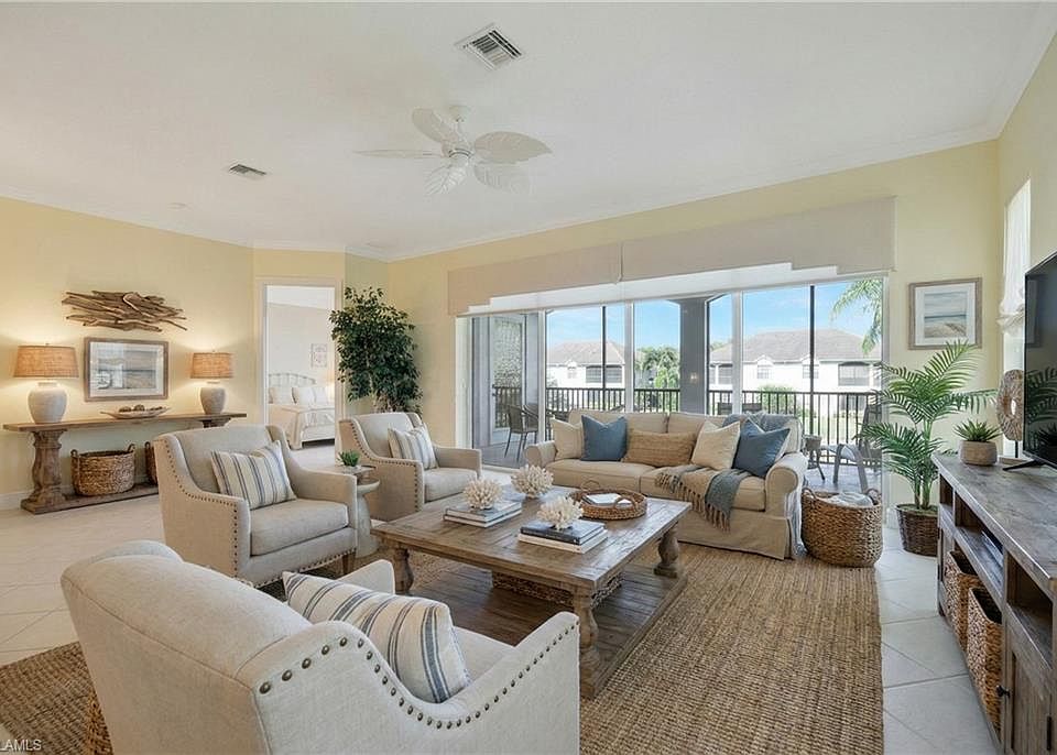 1st image of 5025 Blauvelt WAY #202