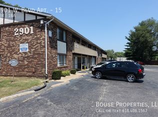 2901 Boulevard Ave #15, Belleville, IL 62226