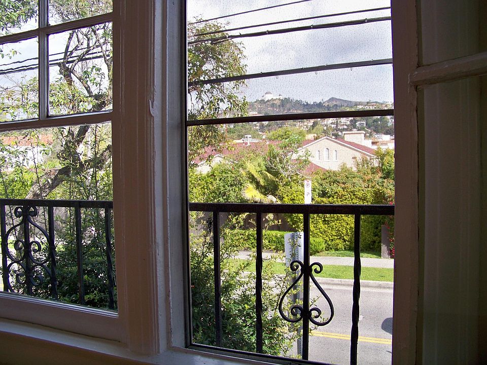 1st image of 4772 Franklin Ave #6