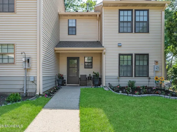 1207 Dahlia Court, Jackson, NJ 08527