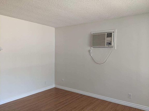 4th image of 1829 S Olive Ave APT A