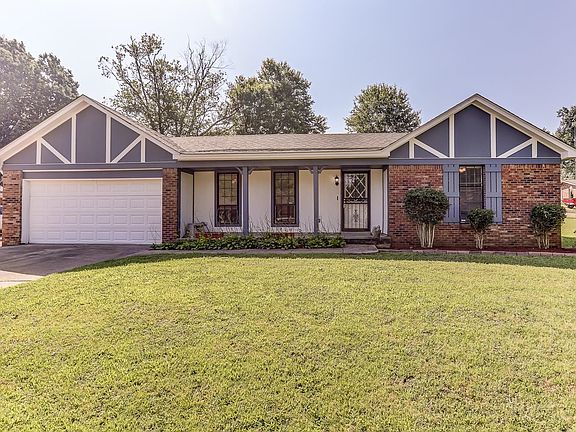 4th image of 3100 Mary Elizabeth Dr