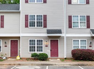 13 Red Ln, Raleigh, NC 27606