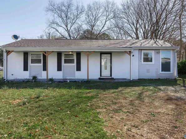 3820 Colton Ln NE, Huntsville, AL 35811