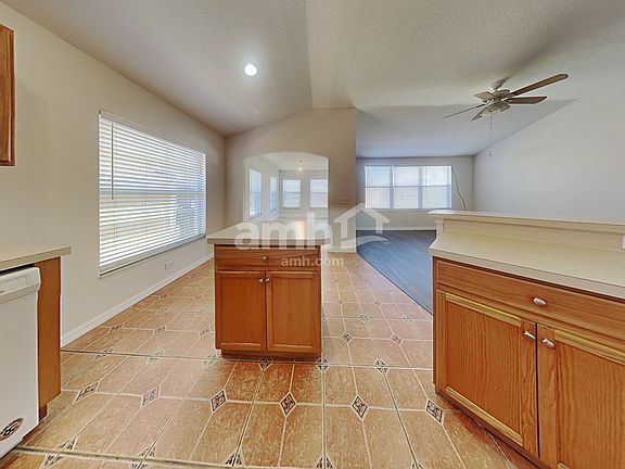 5th image of 12741 Standbridge Dr