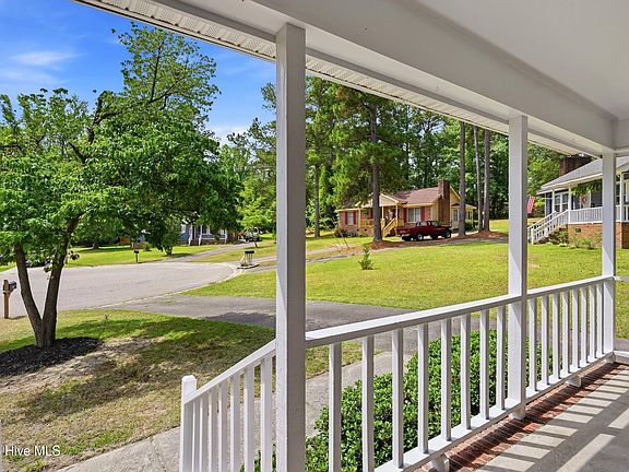 5th image of 172 Evergreen Court