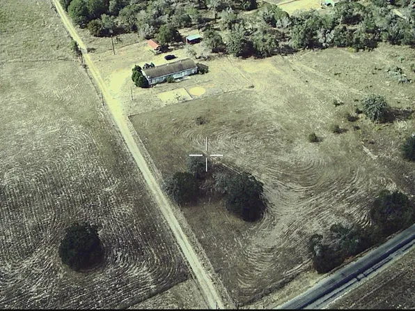 1077 C Rd, Sutherland Springs, TX 78161
