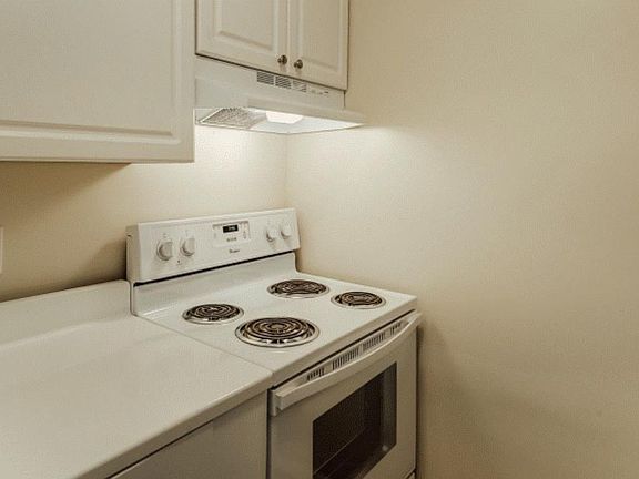 2nd image of 1251 Nelson St APT A
