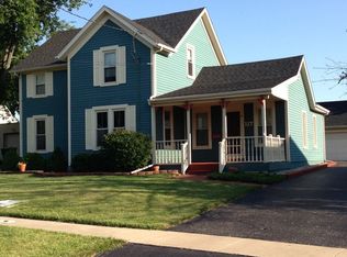 117 W Turner Pl, Sycamore, IL 60178