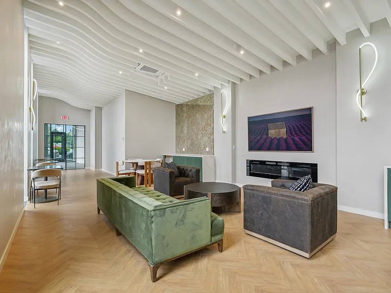 41 West 25th — Photo 21