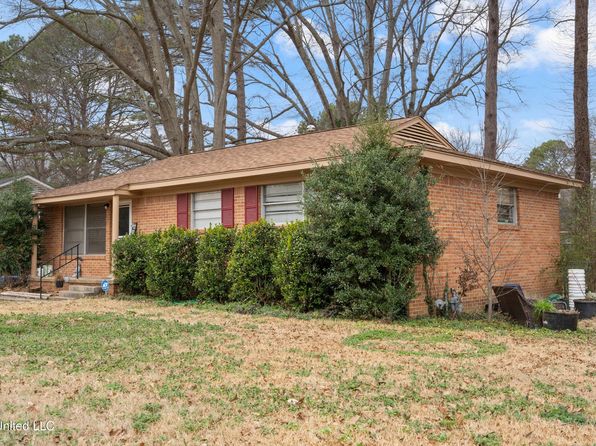308 Lafayette St, Senatobia, MS 38668