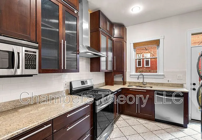 1745 1st St NW — Photo 20