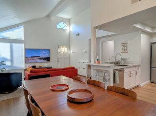 227 Huntington, Irvine, CA 92620