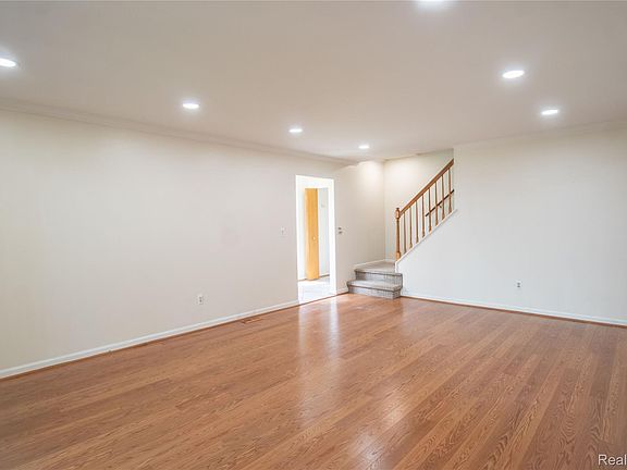 4th image of 37485 Stonegate Cir #75