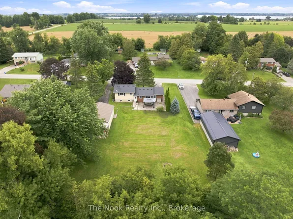 24 Cedar Ridge Dr, Kawartha Lakes, ON L0C 1G0