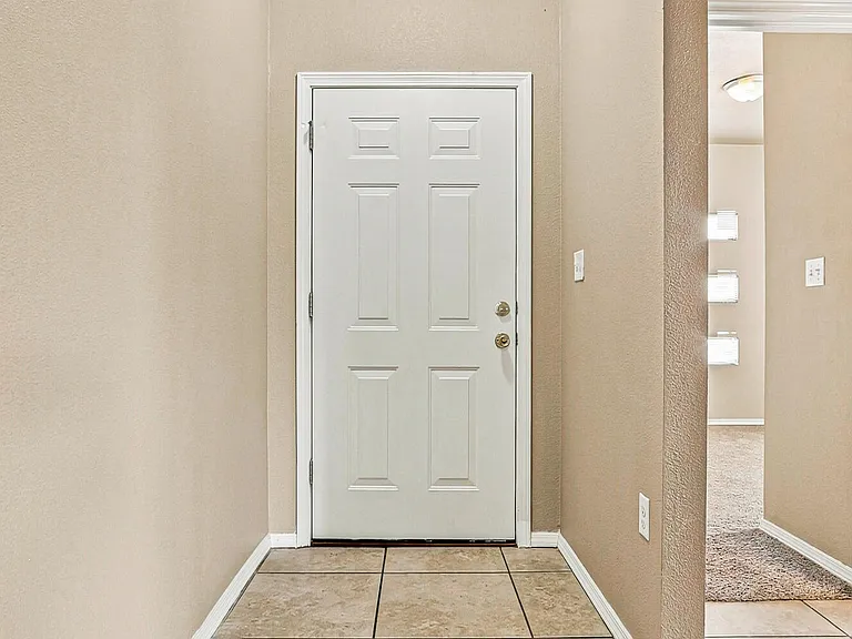 7008 Faxon Dr — Photo 44