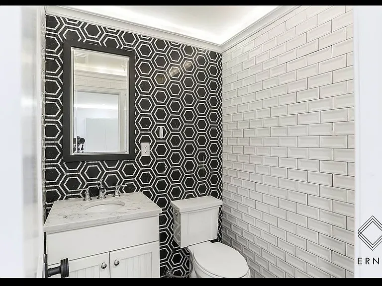 43 Columbia Pl #1G — Photo 4