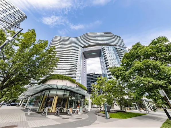 89 Nelson St #1810, Vancouver, BC V6B 6J8