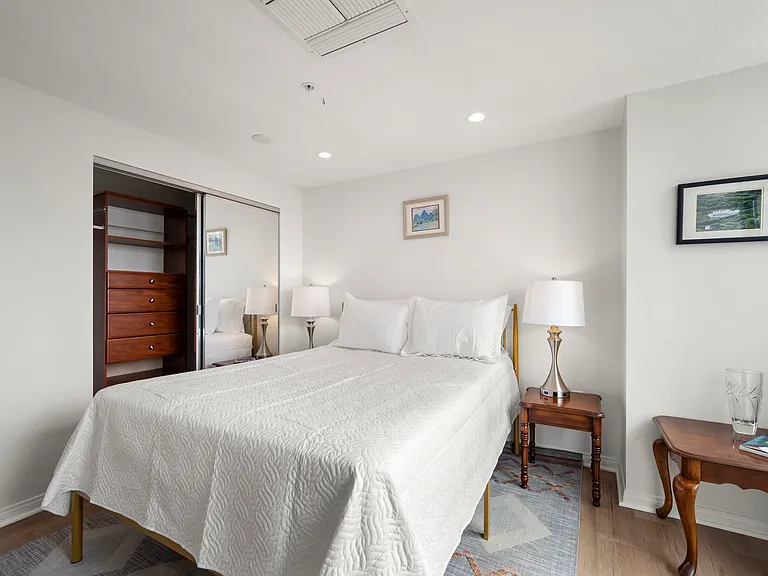 510 1st Ave #1704 — Photo 9