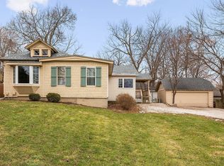 113 Madison St, Lockport, IL 60441