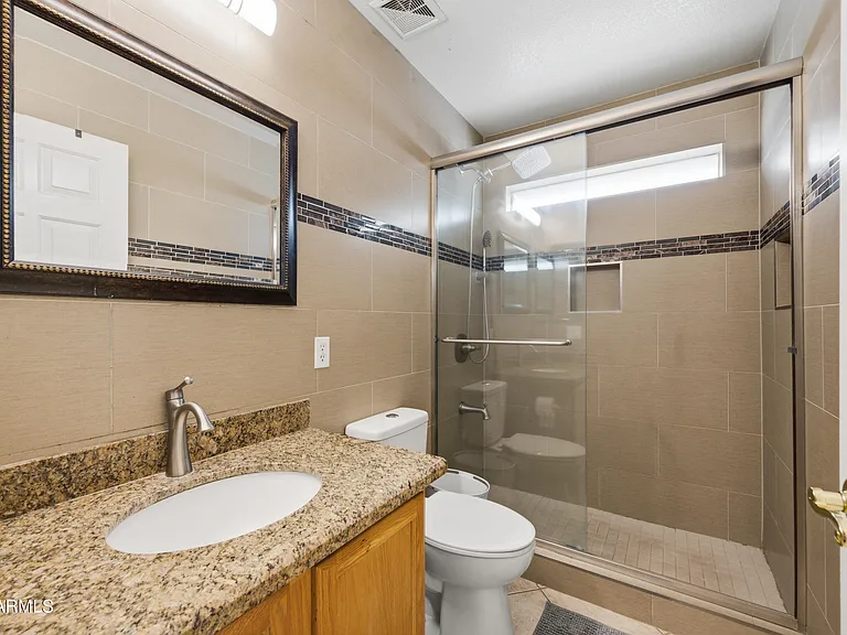 3358 E Park Ave — Photo 16