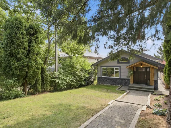 1153 Wellington Dr, North Vancouver, BC V7K 1L3