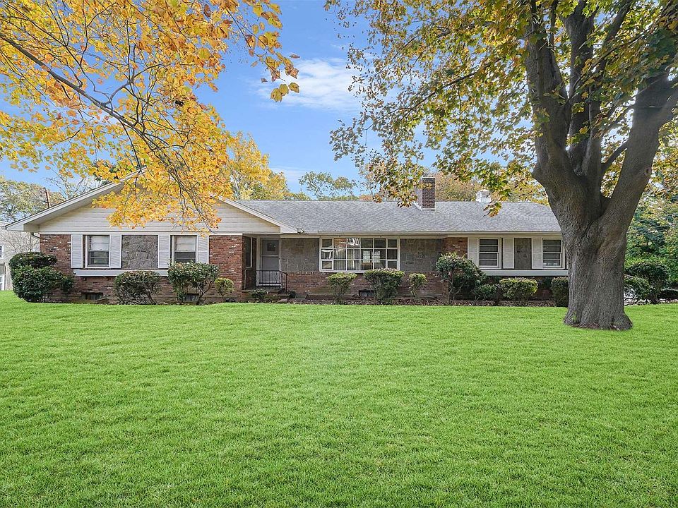 1st image of 15 White Pine Ln