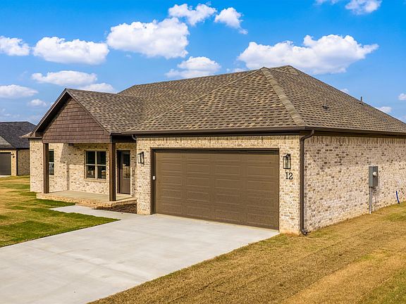 4th image of 12 Odessa Davis Dr