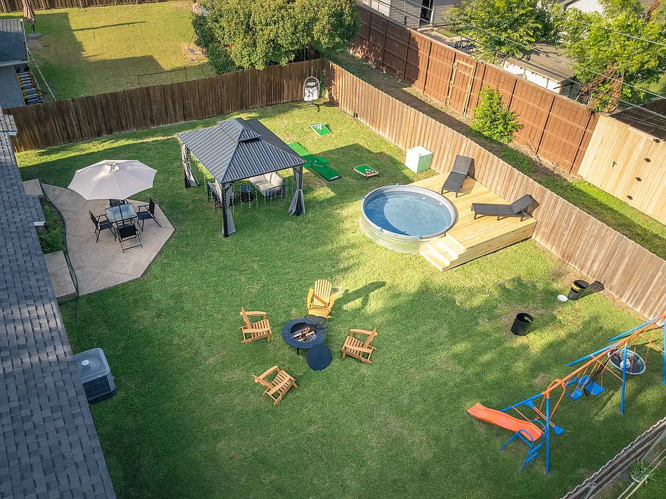 13614 Pyramid Dr