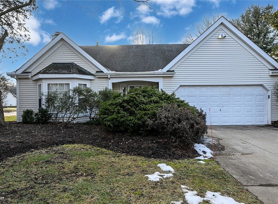1st image of 730 Pebblecreek Dr