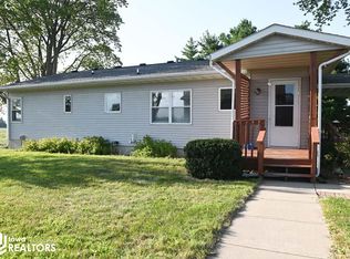 1872 260th St, Corning, IA 50841