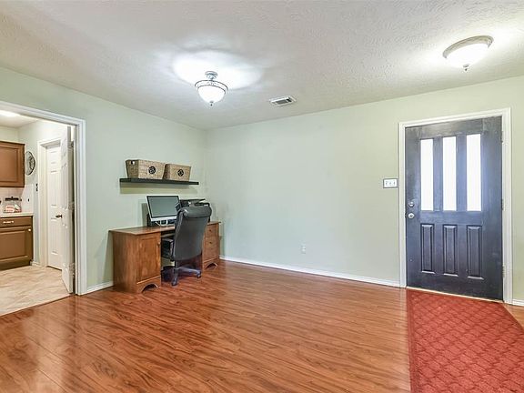 5th image of 5222 Glenpark Dr