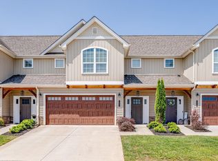 1054 Graystone Ln, Forest, VA 24551