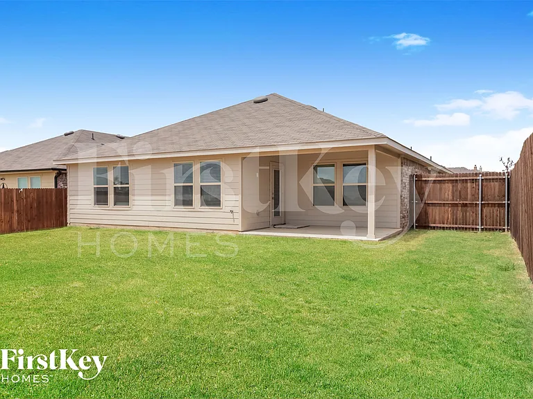 1608 River Oak Ln — Photo 15