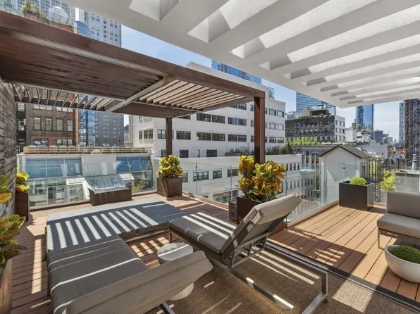 16 Warren Street image 13 of 16