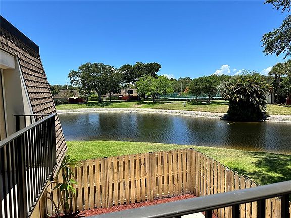 2nd image of 2903 SW 22nd Cir #43B