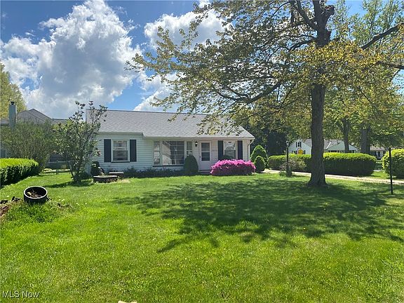 3rd image of 9372 Jordan Dr
