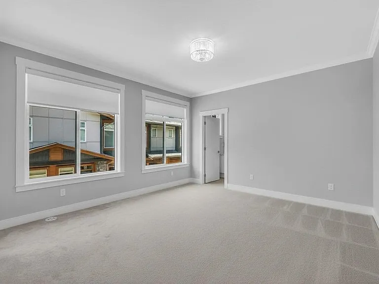 17033 Fraser Hwy #34 — Photo 13