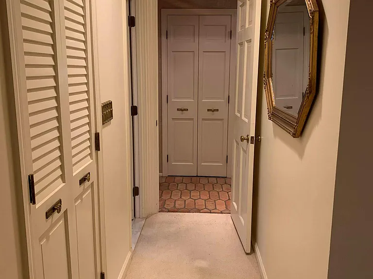 208 Tanglewood Dr — Photo 11