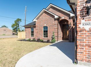 8390 Westgate Dr, Beaumont, TX 77706